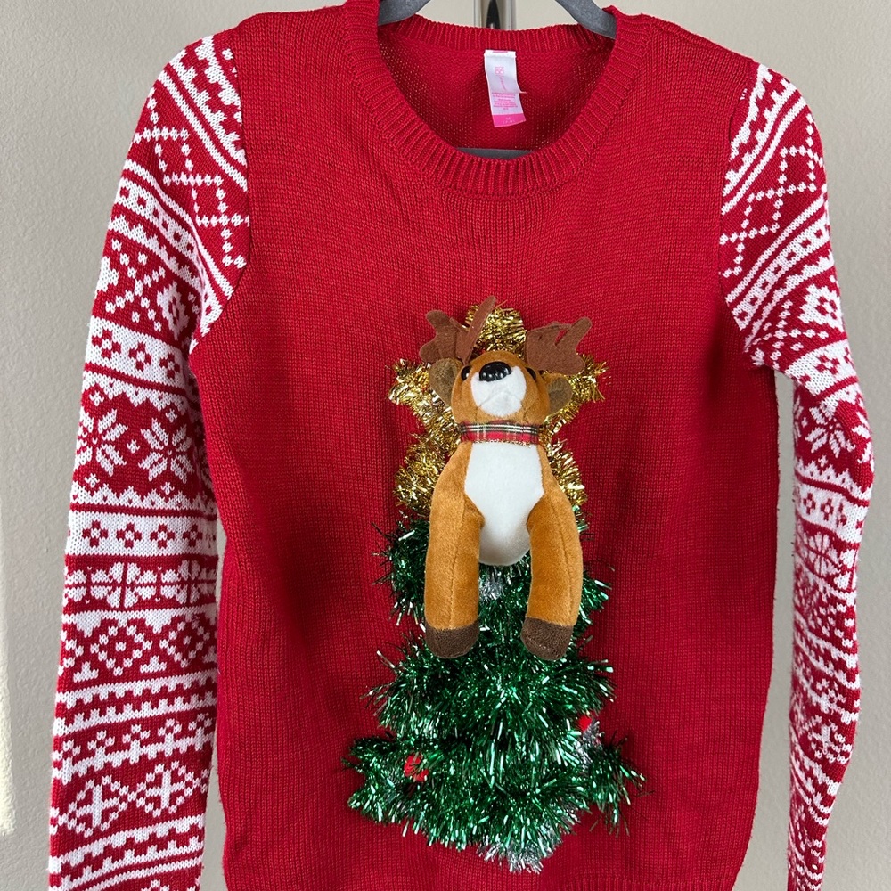 No Boundaries‎ Juniors' Plush Holiday Pop-out Animal Holiday Christmas Sweater - Picture 5 of 11